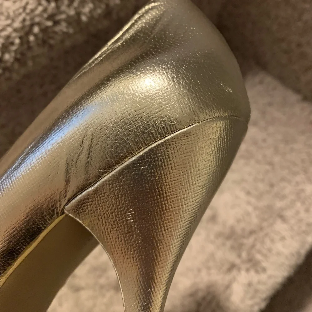 Nine West - Gold Shimmer Open Toed Heels - Picture 6 of 9